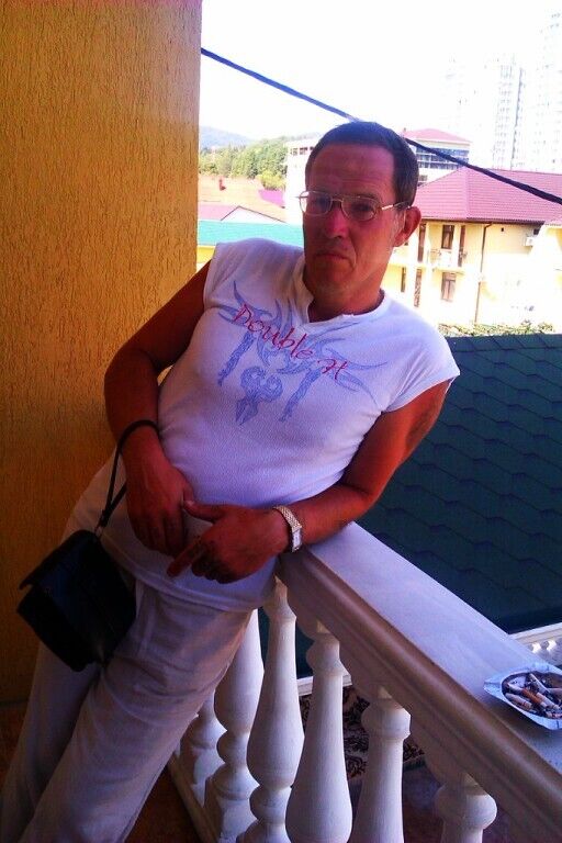  28671102  Petr, 59 ,    