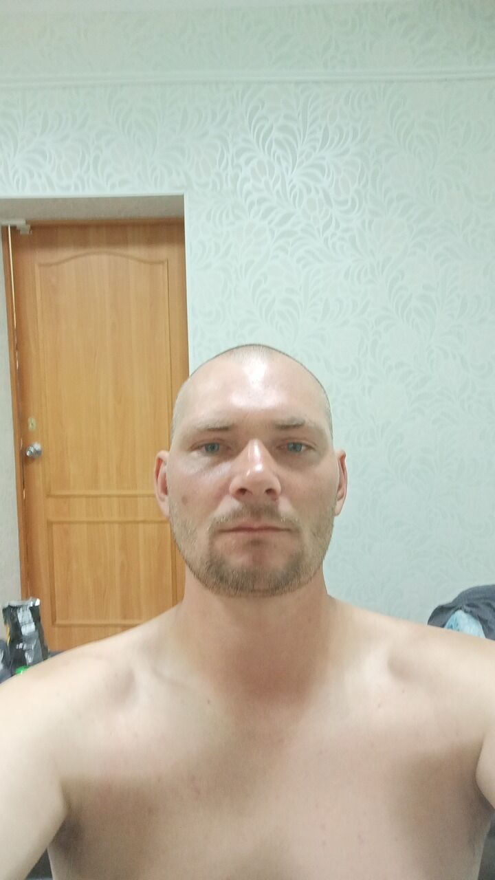  44700062  , 37 ,    