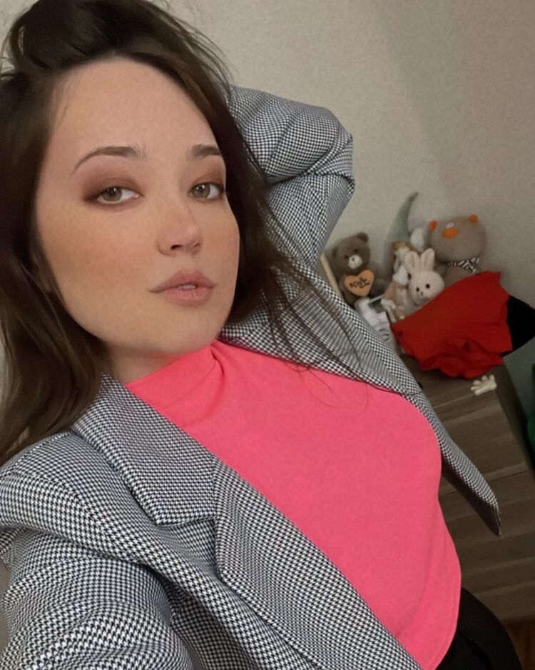  ,   , 28 ,     , c 