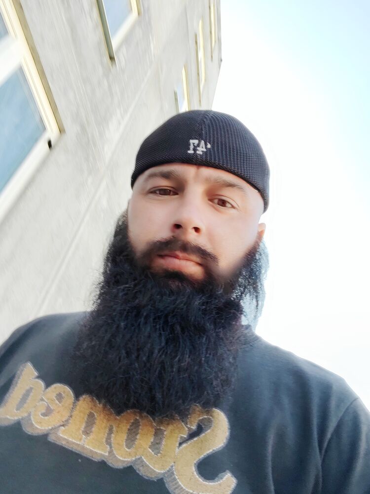  42568332  , 35 ,    