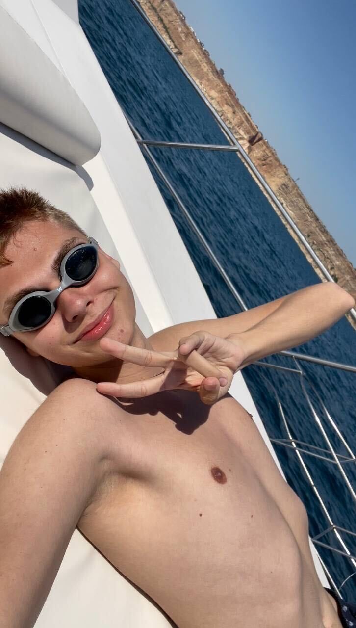  37079992  Kempinnen, 22 ,    