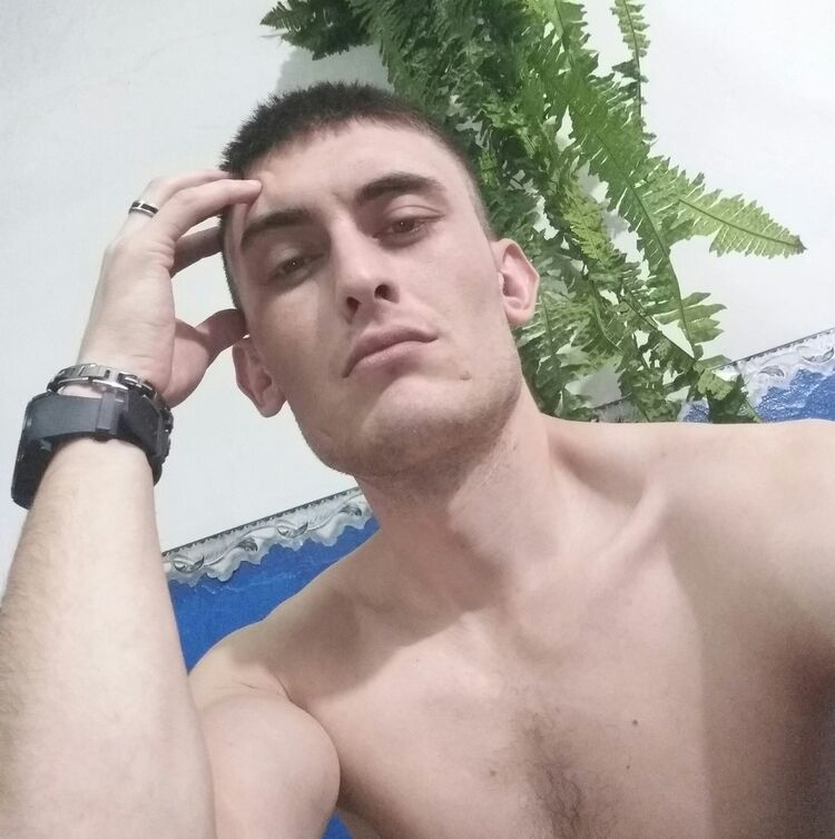  15286192  Vladimir, 34 ,    