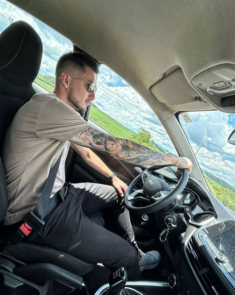  Concordia,   Denis, 29 ,   ,   , c 