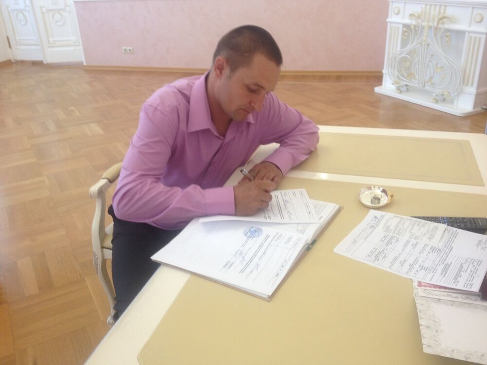  ,   Kostya, 43 ,   