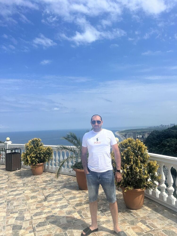 ���������� �������, ���� ������� Petrosyan, 35 ���, ������������ ��� ������, ����� � ���������, c�������� ���������, ���������