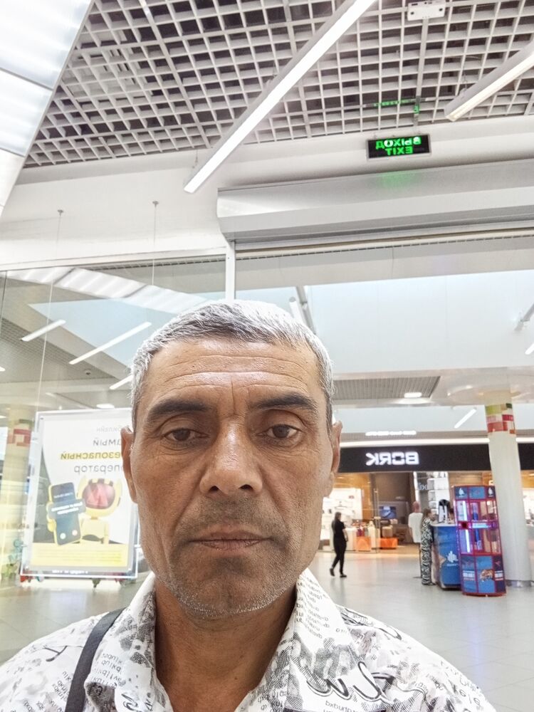 44635122  Zikrillo, 48 ,    