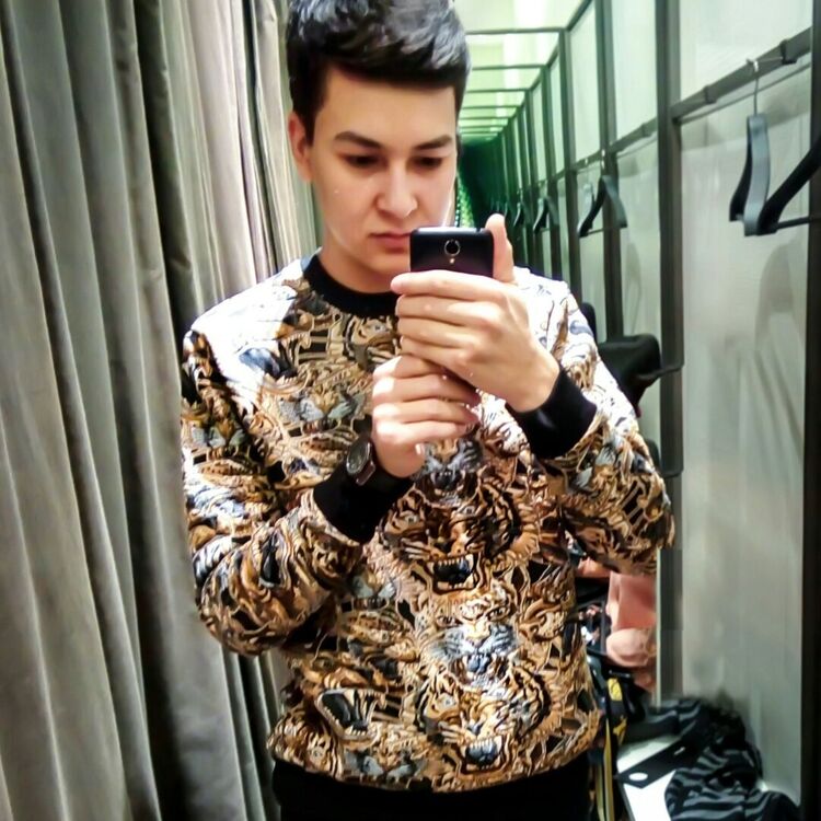  14700042  Sshirr, 25 ,     
