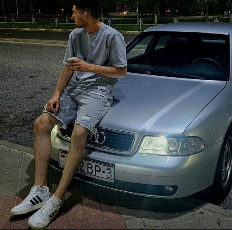  46462142  , 24 ,    