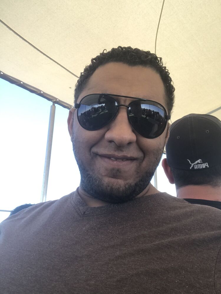  ,   Miro, 36 ,   ,   
