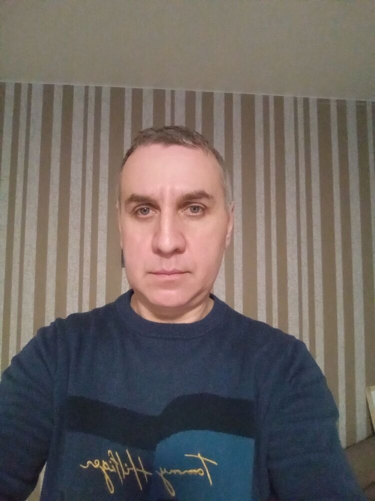  41052652  , 51 ,    