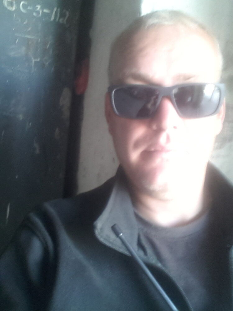  ,   Sacha, 41 ,   