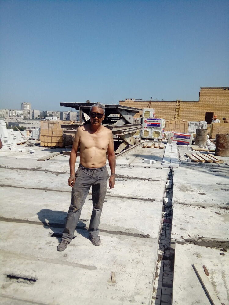  44108542  , 64 ,    