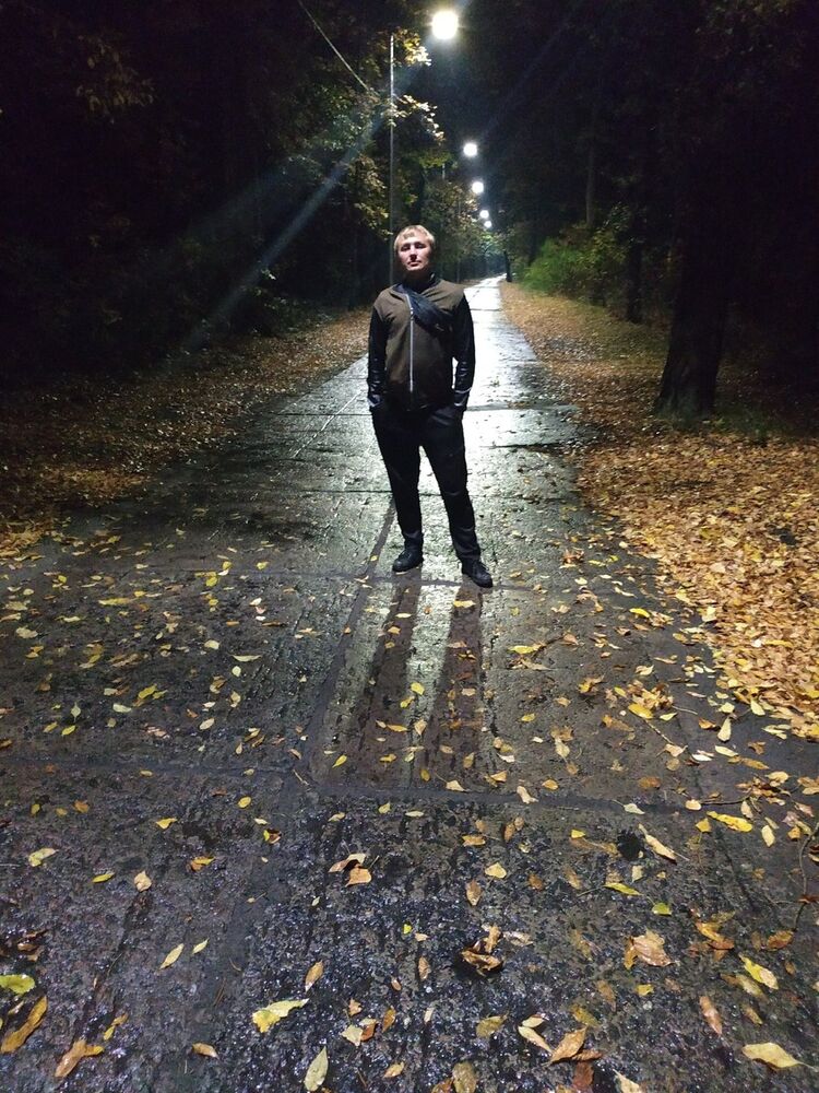  ,   Denis, 34 ,   ,   , c 