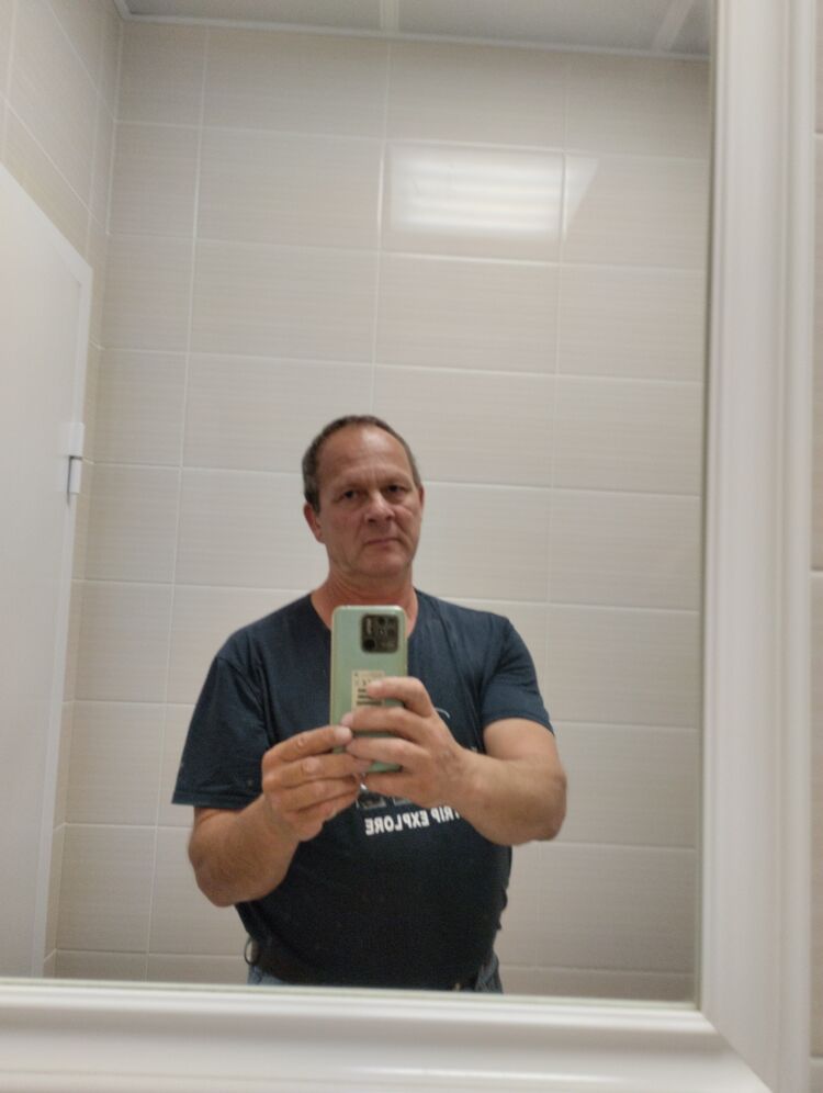  35689812  , 57 ,    