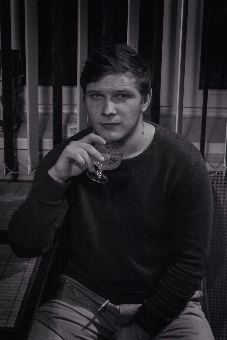  28920862  , 30 ,    -