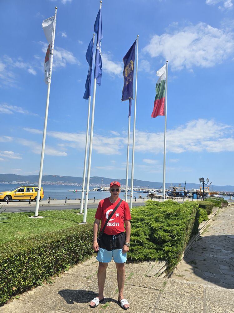  52871882  Aleksandr, 47 ,    