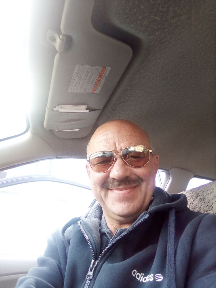  -,   , 52 ,  