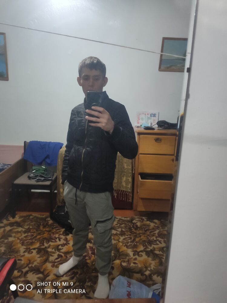  34693462  OleG, 25 ,    