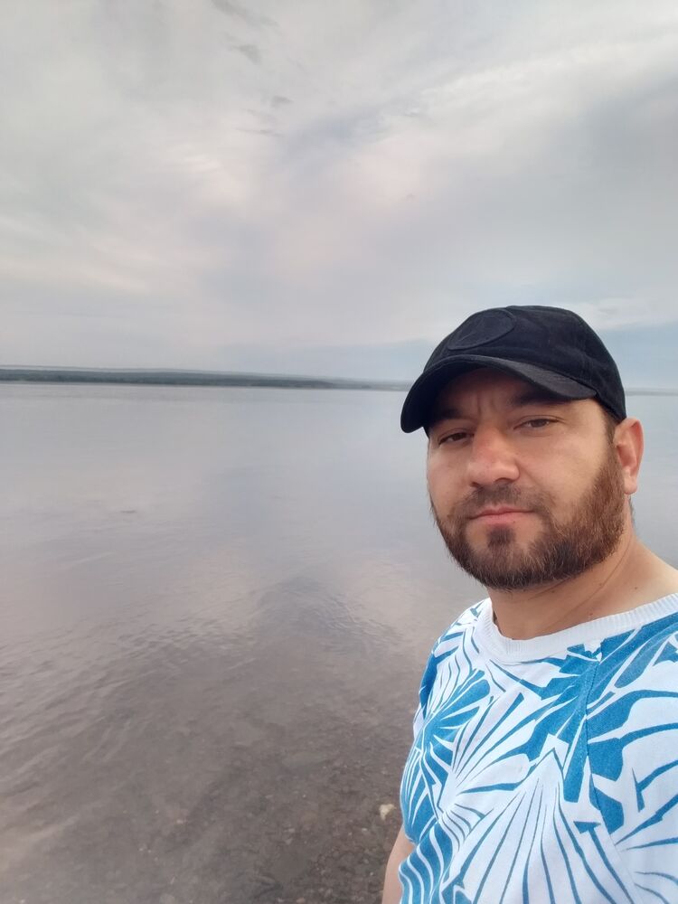  ,   Shamil, 36 ,   ,   , c , 
