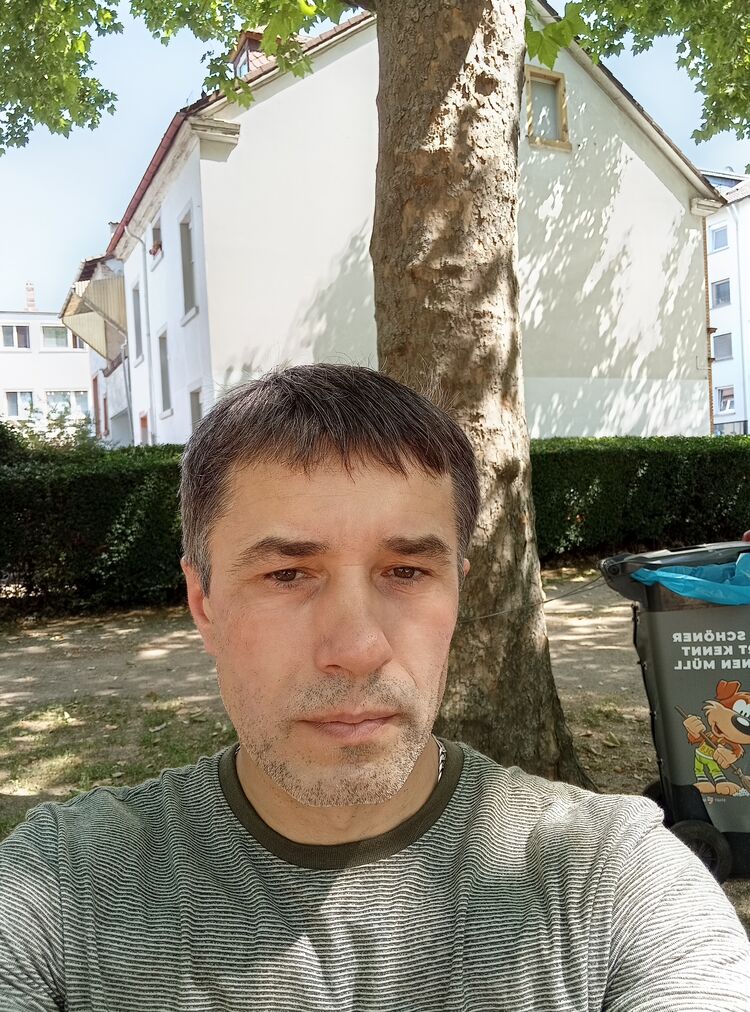  52829822  , 50 ,    