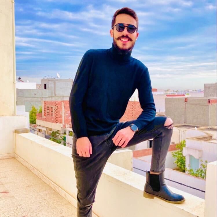 ,   Moez, 29 ,   ,   