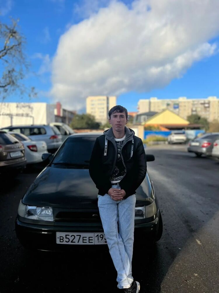  46913182  , 22 ,    
