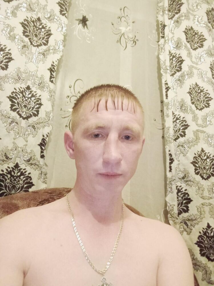  28768622  , 34 ,    