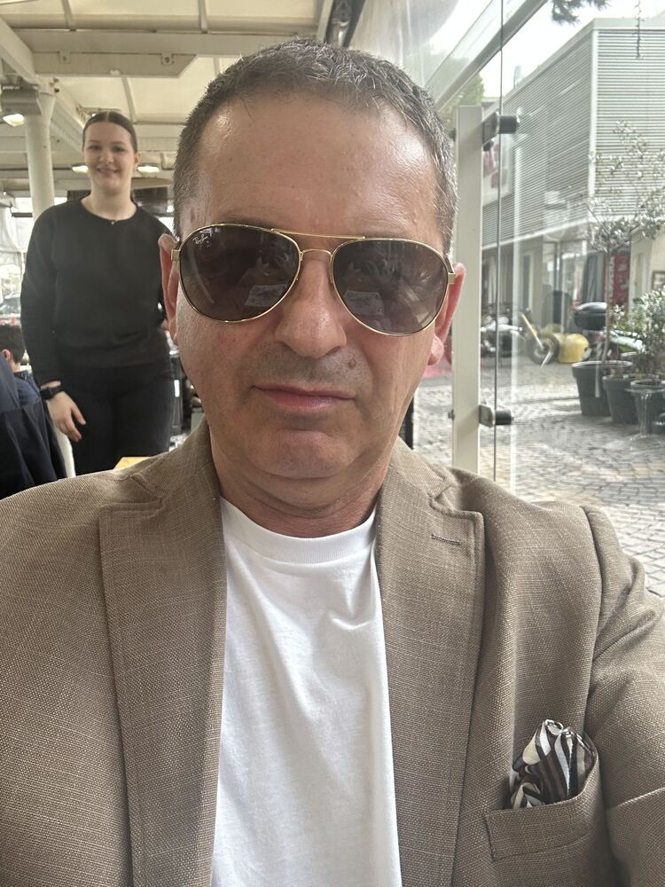  Canale,   , 53 ,   ,   