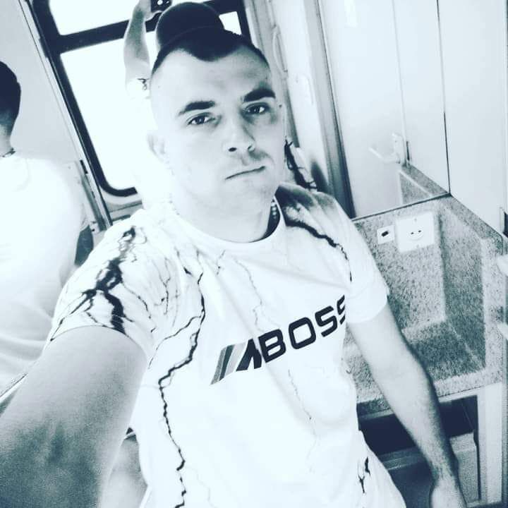  42958452  , 26 ,    Raszyn