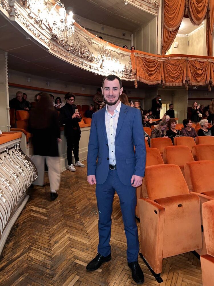 ���������� �����-���������, ���� ������� �������, 33 ����, ������������ ��� ������, ����� � ���������