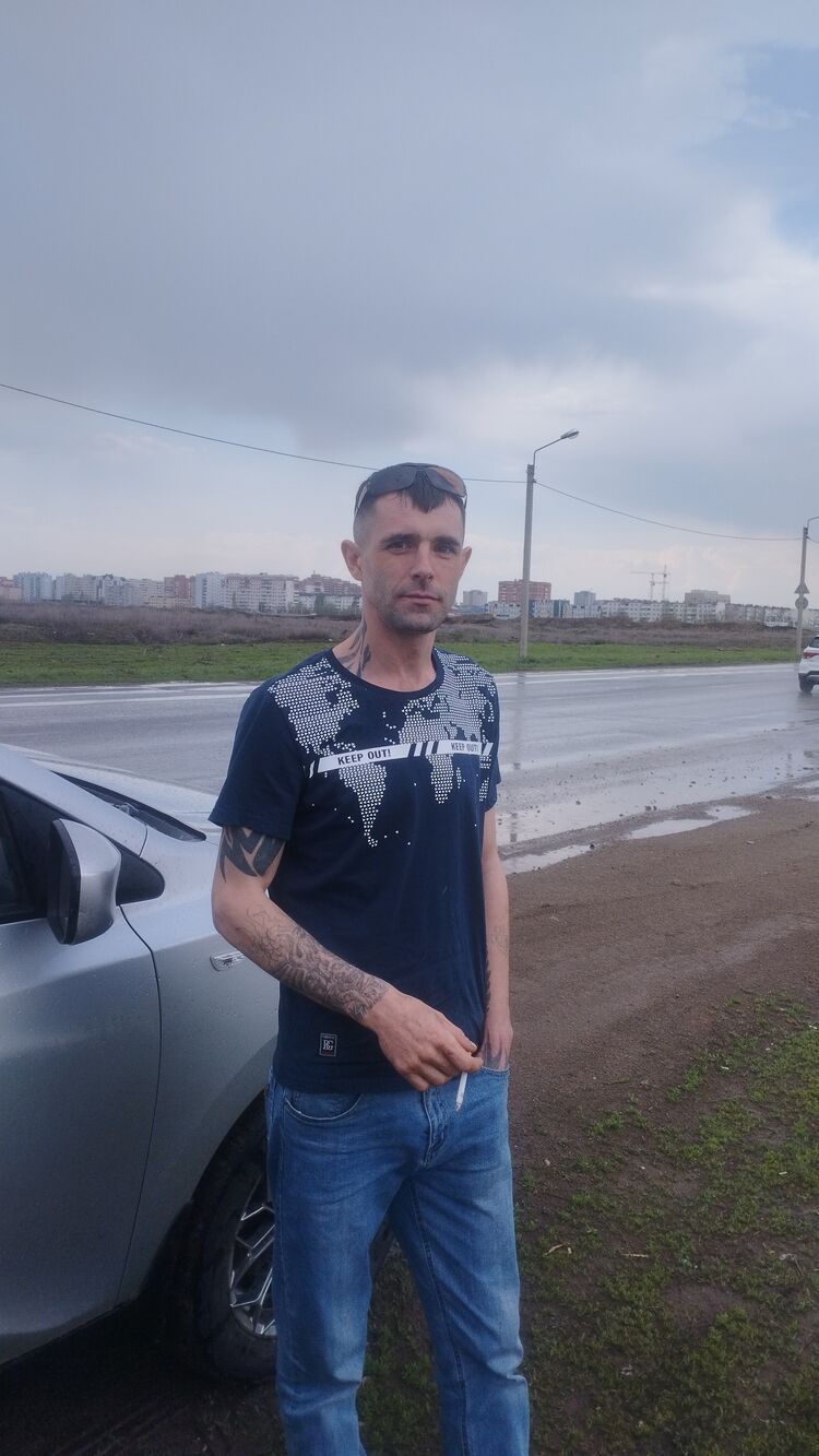  42503482  , 37 ,    