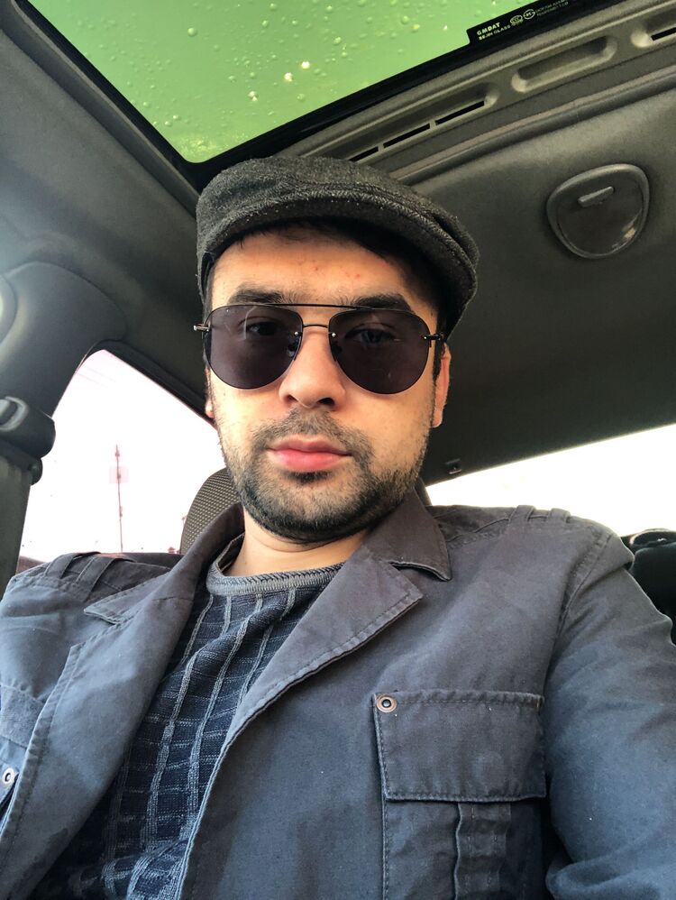  40681022  Azamat, 30 ,    