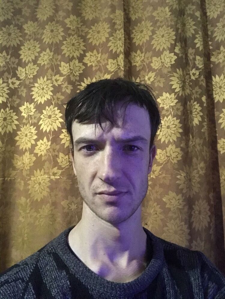  ,   Mikhail, 22 ,   ,   , c 