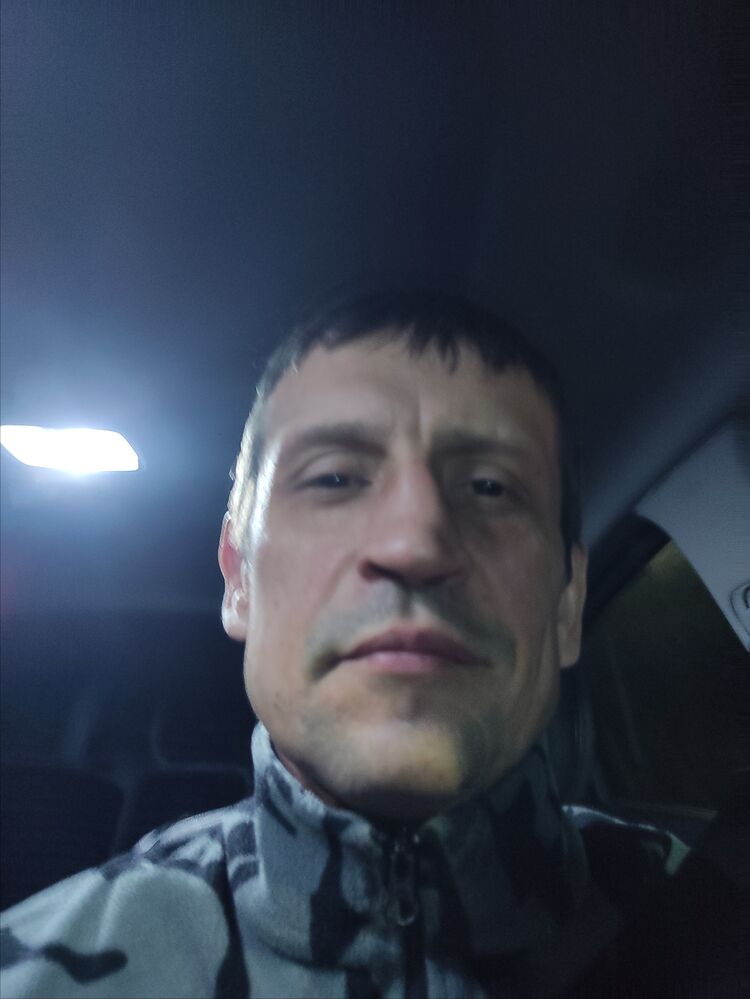  42222102  Alex, 45 ,    