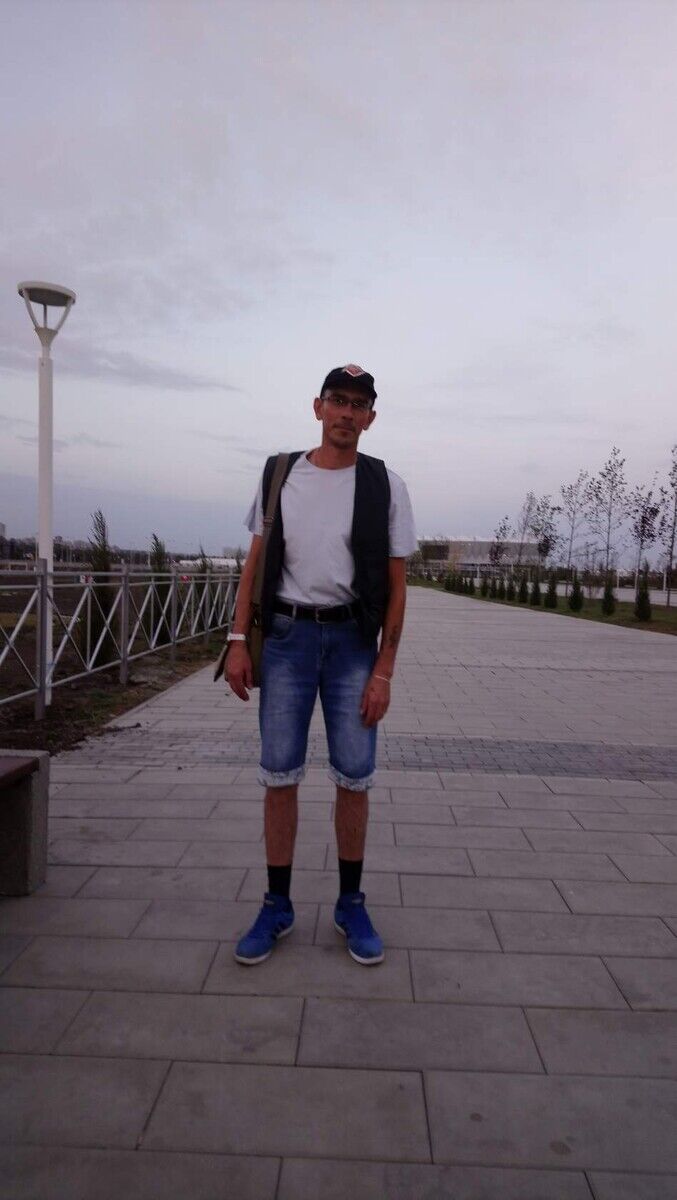  21178262  , 51 ,    