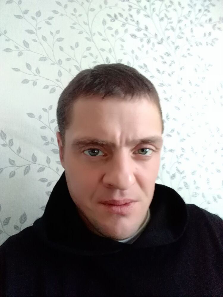  43971352  , 38 ,    
