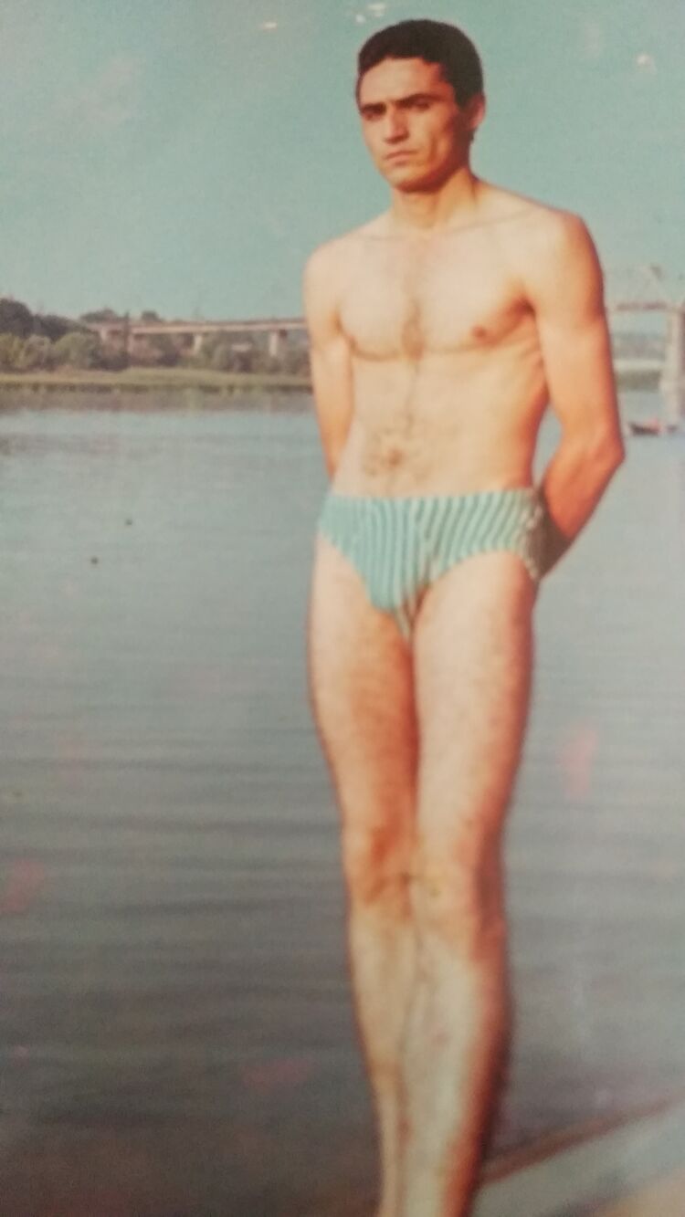  ,   Alik, 48 ,   ,   , c , 