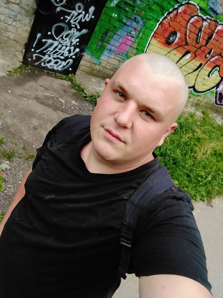  ,   Vladimir, 32 ,   ,   , c , 