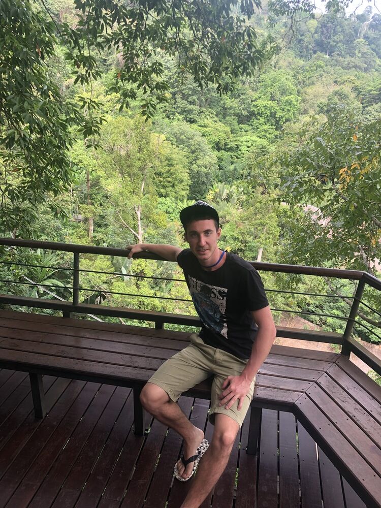  15084652  Aleksandr, 32 ,    --