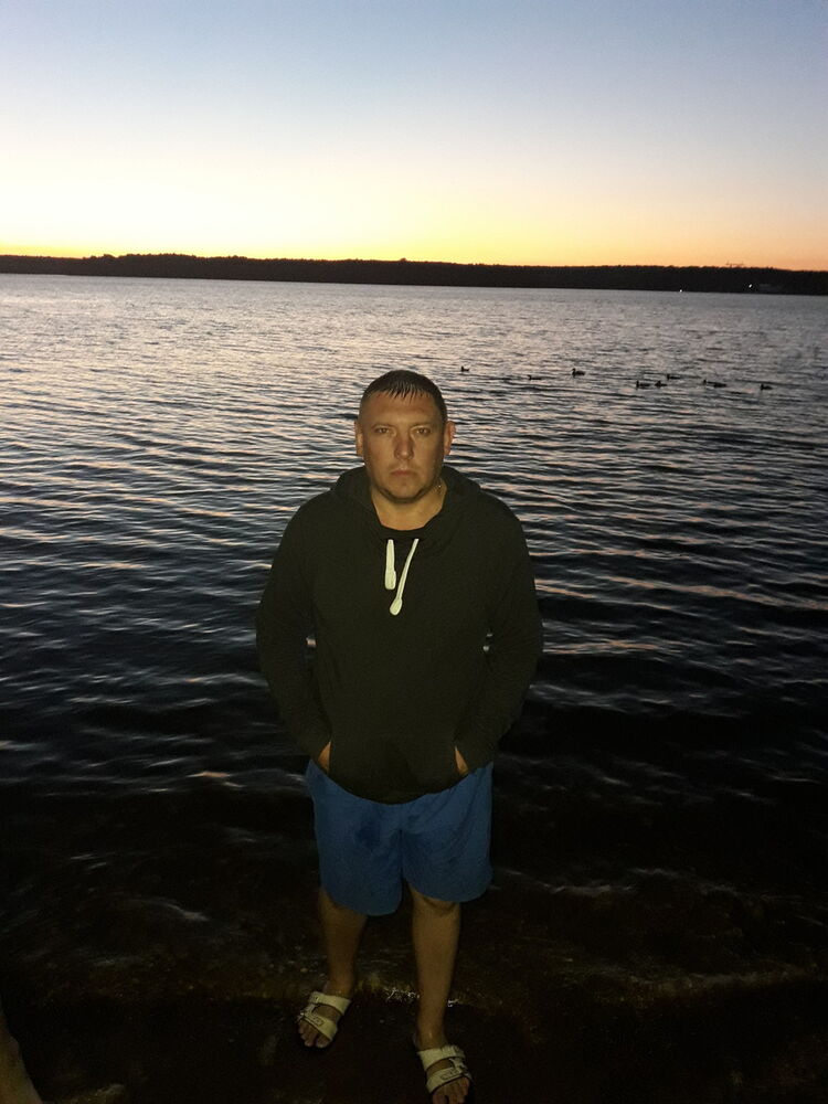  ,   Igor, 42 ,   ,   , c 