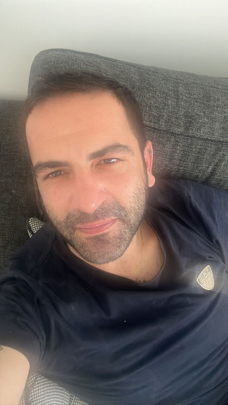  36881552  Antonia, 36 ,    