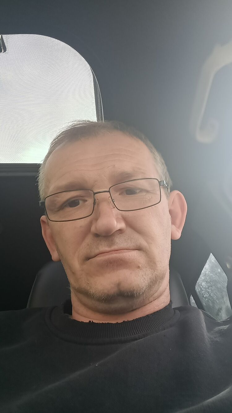  53452082  , 45 ,    