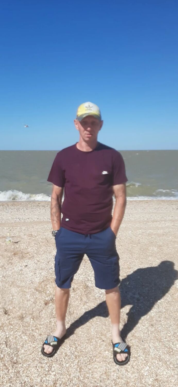  --,   , 43 ,   c 