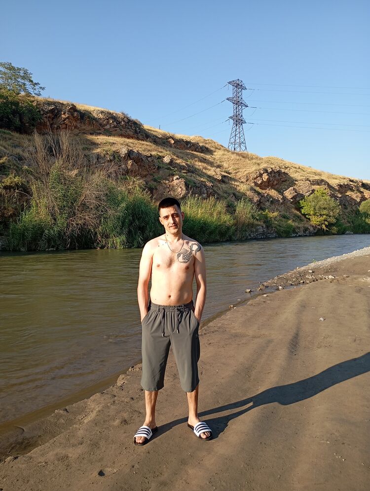  53953802  , 34 ,    -