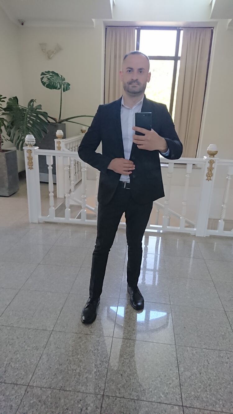  30849212  Niko, 36 ,    