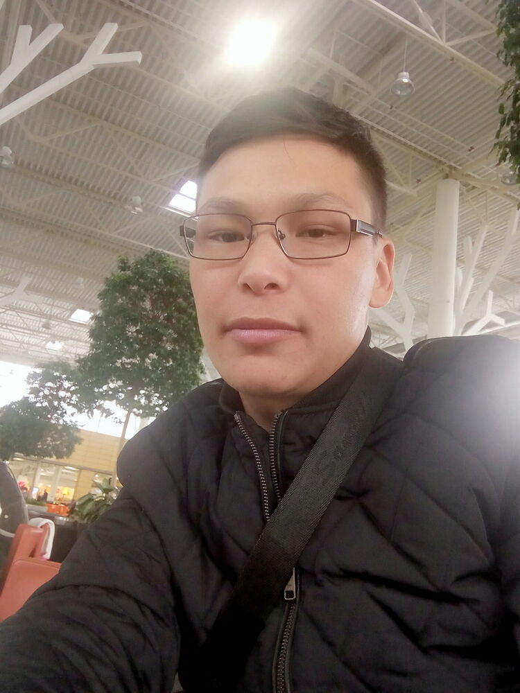 ���� 10988602 ������� Adil, 31 ���, ���� ���������� � �����-����������