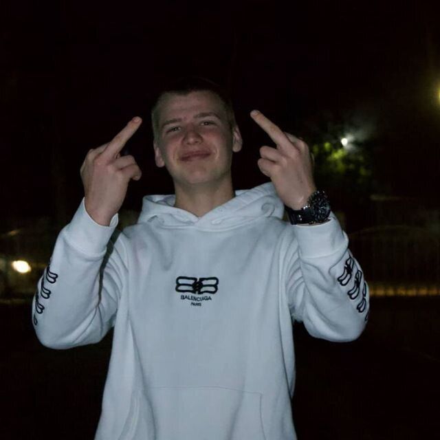  54102172  Egor, 20 ,    