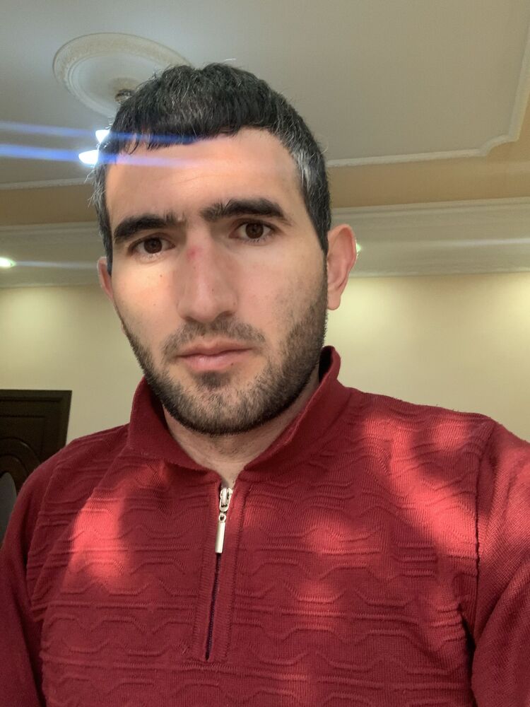  54651812  Arman, 29 ,    