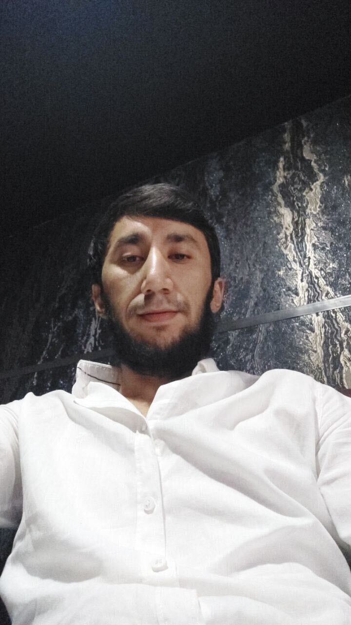  41298272  Abdullox, 31 ,    