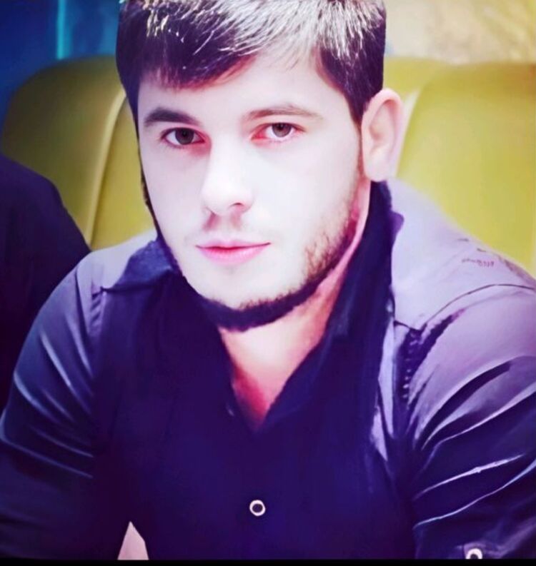  51530612  AMIR, 33 ,    